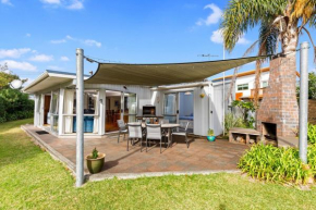 Matapouri Beach Family Haven - Matapouri Holiday Home